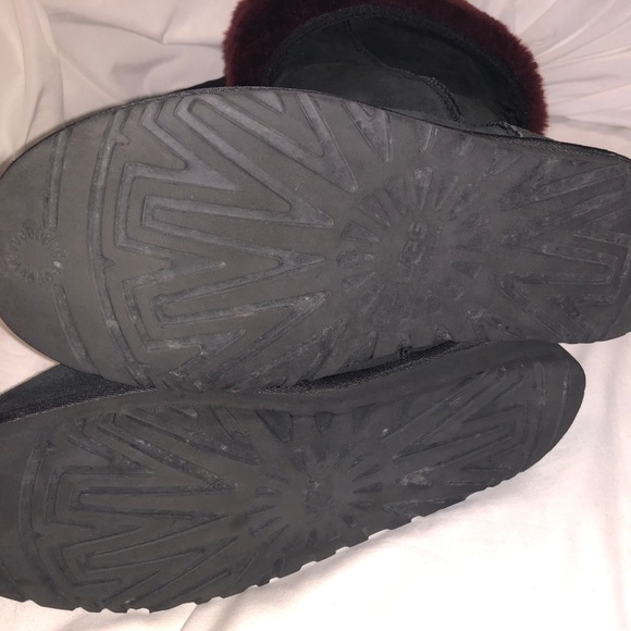 Ugg Classic Tall Boots Style 1006736 Size 9 - Picture 2 of 4